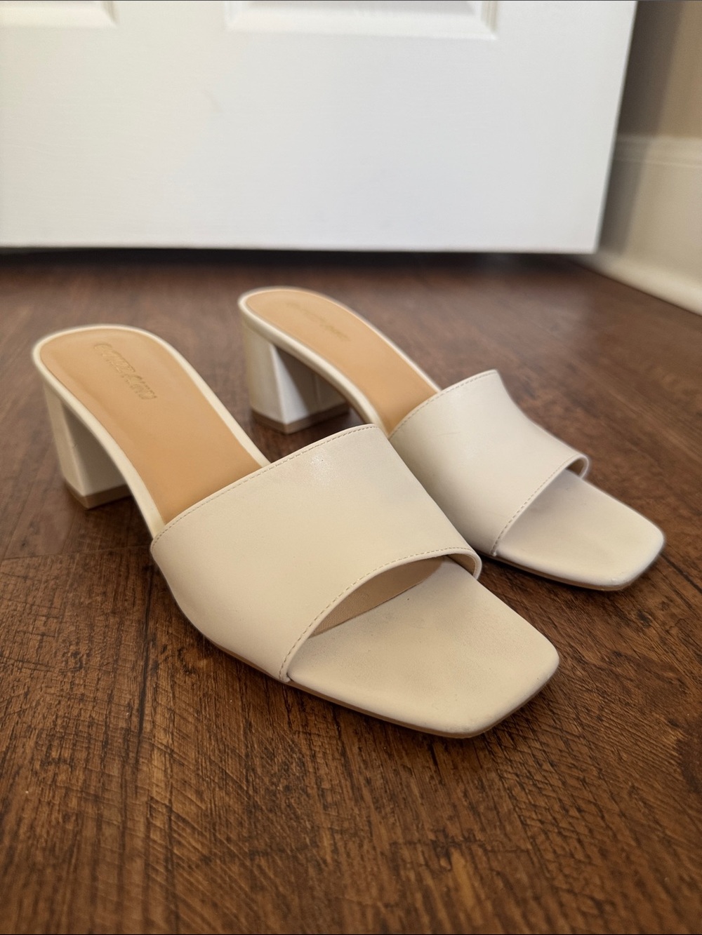Minimalist Cream Block Heel Slide Sandals - Women